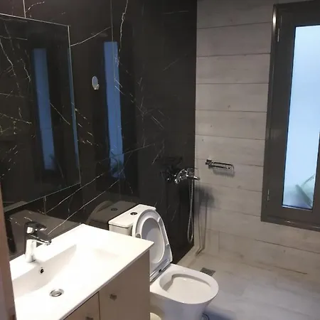 Kate View فيلة Ratzaklíon