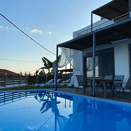 Kate View Villa Ratzaklíon